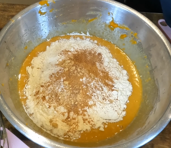 butternut squash batter with flour, cinnamon, ginger, and nutmeg on top
